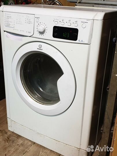 Стиральная машина indesit 6кг