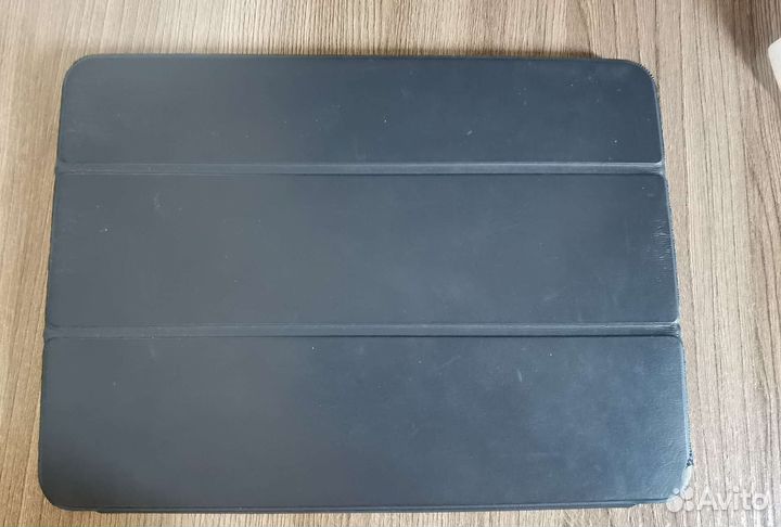 iPad pro 11 WiFi 256 GB + чехол-книжка Folio