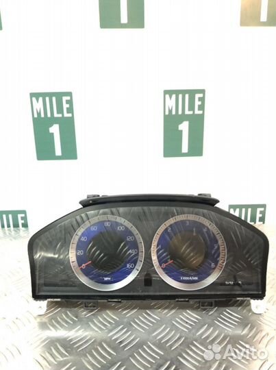 Щиток приборов volvo R-desing