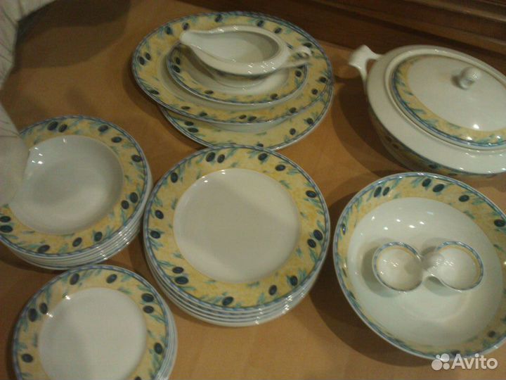 Столовый фарфоровый сервиз Moritz Zdekauer