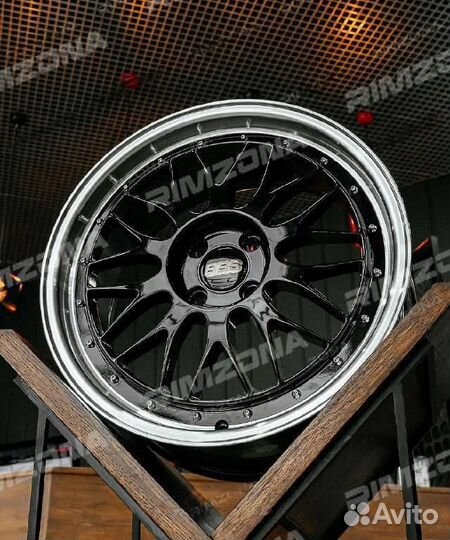 Литой диск BBS R17 5x108