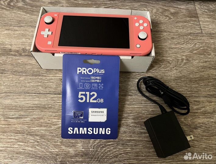 Nintendo Switch Lite/32Gb+512Gb+чехол