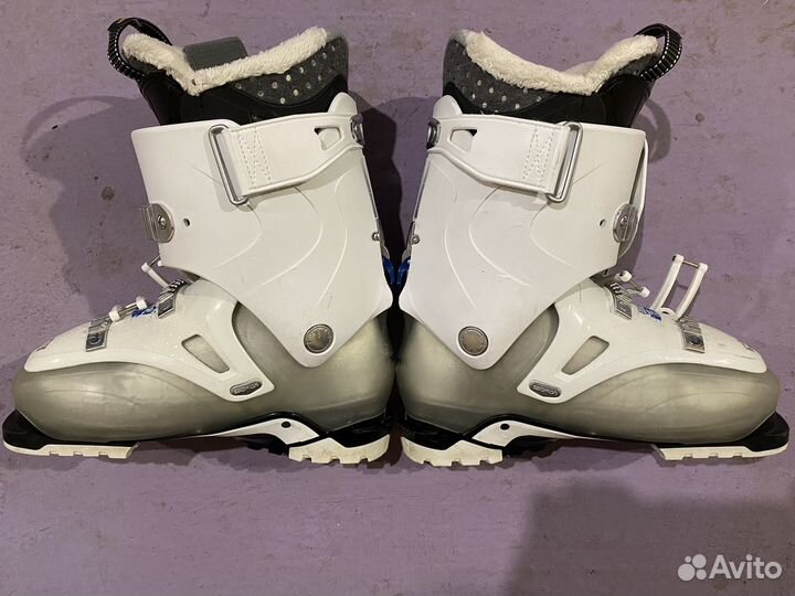 Горнолыжные ботинки женские 26