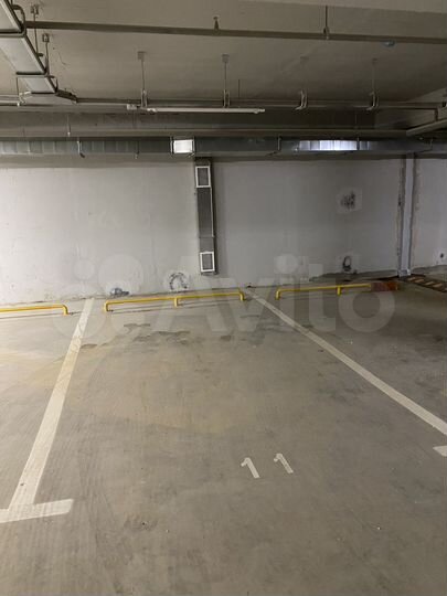 Машиноместо, 13 м²