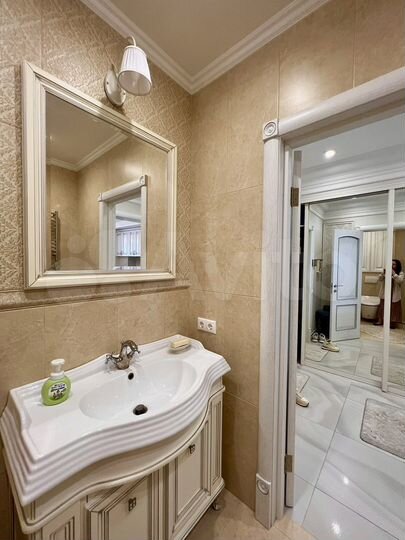 2-к. квартира, 102 м², 6/12 эт.