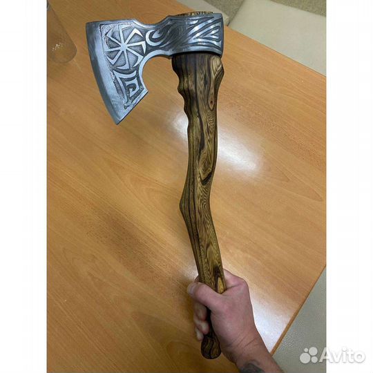 Топор ручной работы 