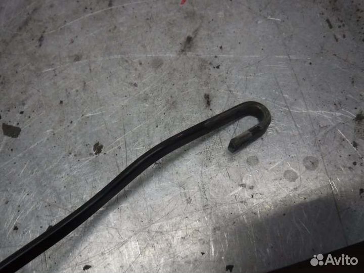Поводок дворника передний правый Renault Megane