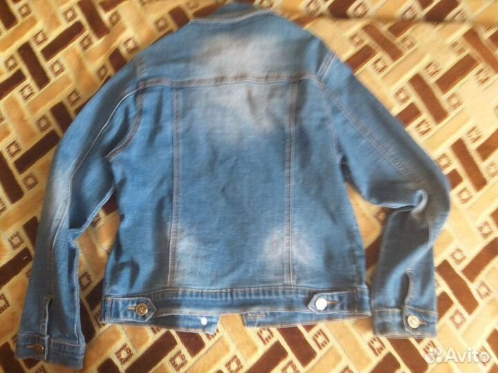 Джинсовая куртка для девочки
