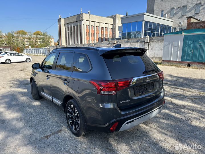 Mitsubishi Outlander 2.0 CVT, 2021, 55 300 км