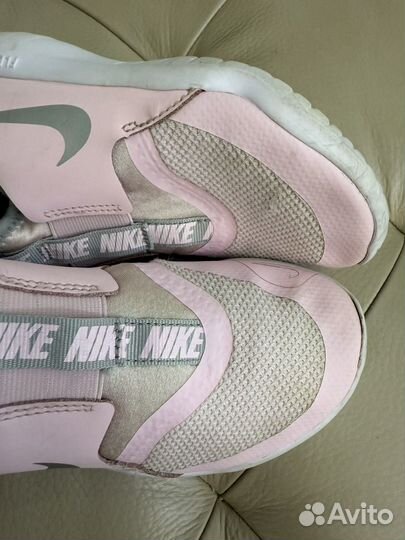 Кроссовки nike для девочки