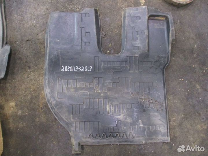 Настил пола Volvo 82268590