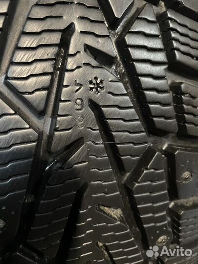 Nokian Tyres Hakkapeliitta 7 SUV 215/65 R16 102T