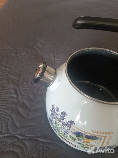 Чайники со свистком и эмалированый