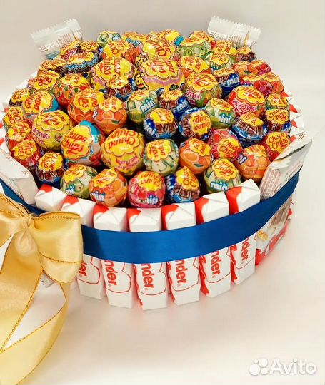 Букет из киндер шоколада, букет из чупа-чупсов