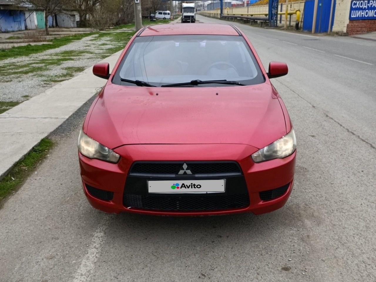 Mitsubishi Lancer: фото владельца