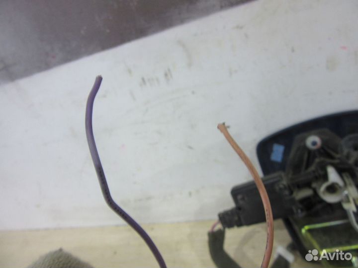 Кнопка открывания багажника Renault Clio II/Symbol