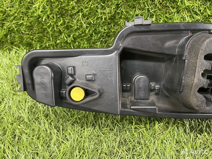 Плата заднего левого фонаря Peugeot 308 SW