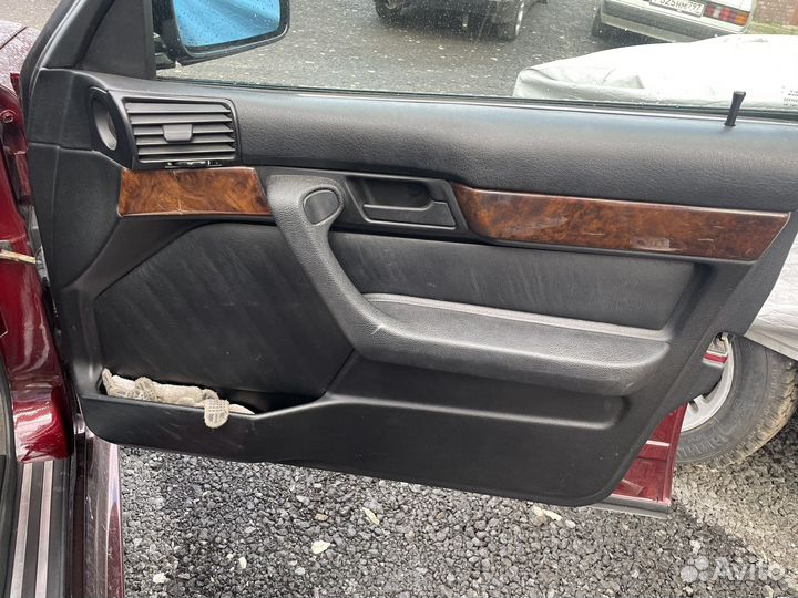 Дверные карты сжатая кожа BMW E34 Touring