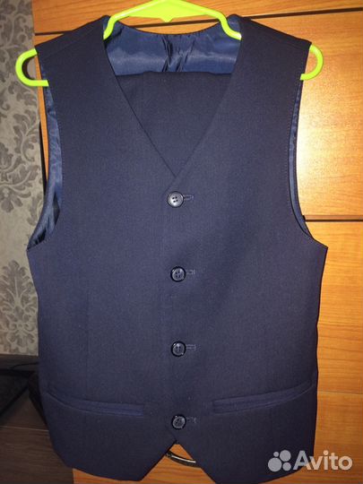 Школьный костюм