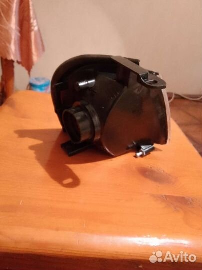 Поворотник левый