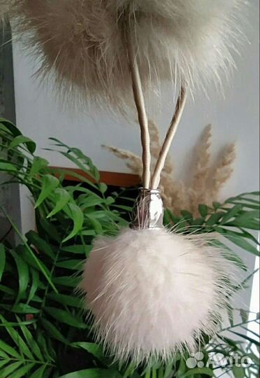 Шапка зимняя из норки, ушанка, на вязаной основе