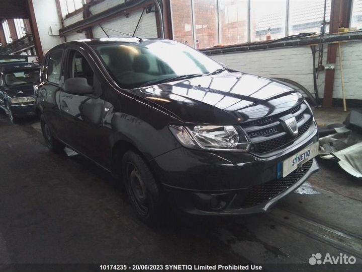 Фонарь Dacia Sandero (2012-2020)