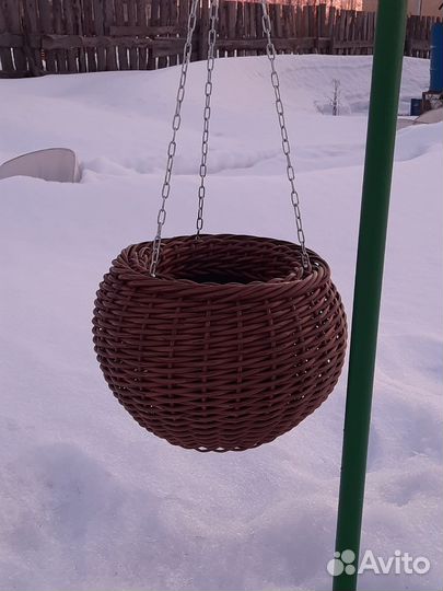 Кашпо подвесное