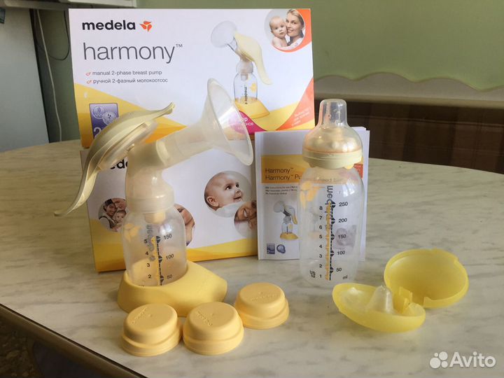 Молокоотсос Medela для ручного сцеживания Harmony
