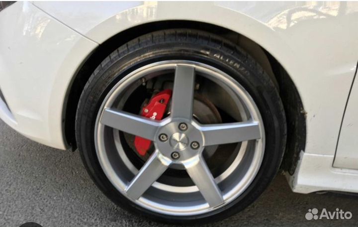 R17 Zeta Alventi 205/40, PCD 4x100 DIA 60.1
