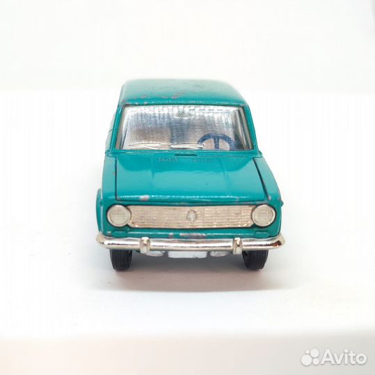 Модель СССР 1:43 ваз 2101