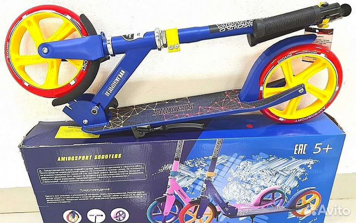 Самокат детский с большими колёсами. Светится