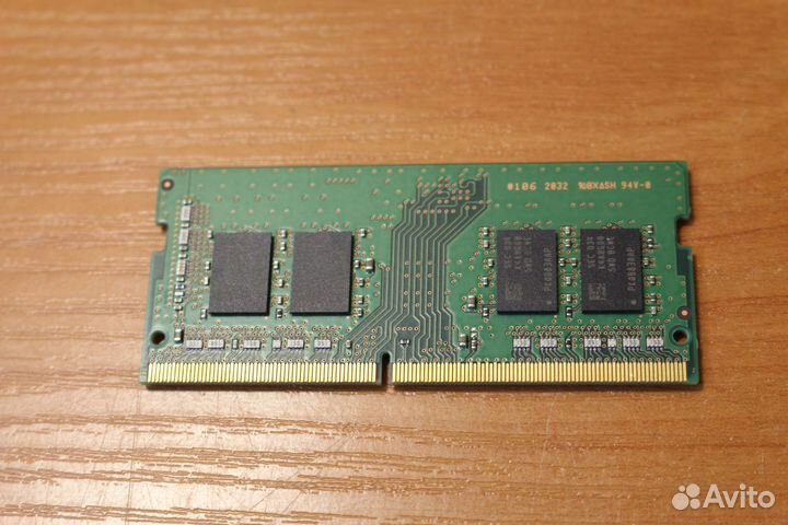 Модуль памяти Samsung 8Гб DDR4 3200Мгц