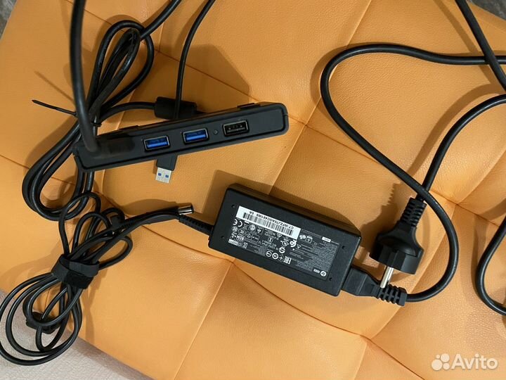 Монитор Samsung