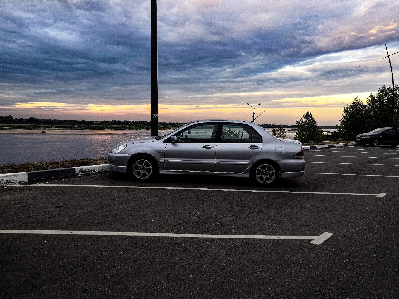 Mitsubishi Lancer: фото владельца