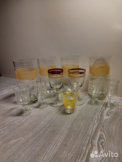 Рюмки, стопки, фужеры, вазы под фрукты