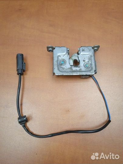 Замок капота с выключателем правый Bmw X6 F16 4DX