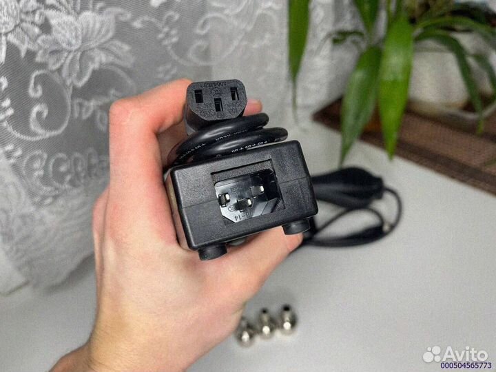 Паяльный фен 8858