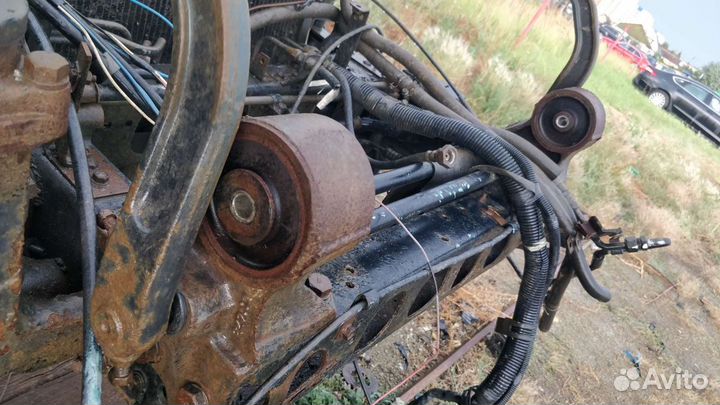 Торсион поднятия кабины Isuzu Forward