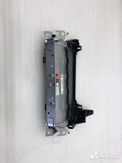 Коленная подушка безопасности передняя левая