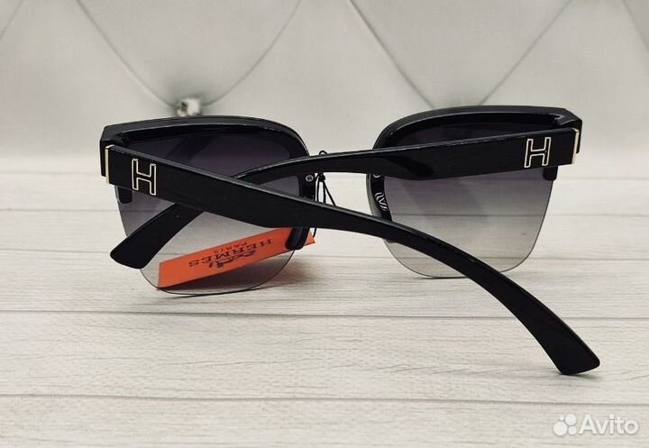 Солнцезащитные очки Hermes