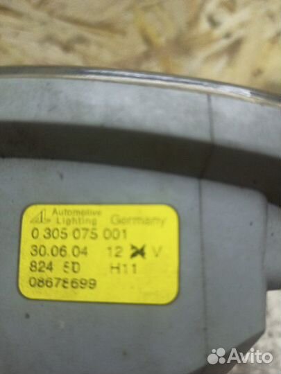 Фара противотуманная передняя левая Volvo V50