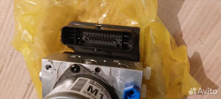 Блок ABS Хендай Санта Фе тм