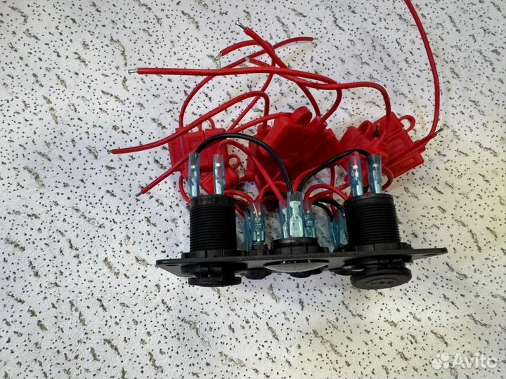 Панель переключателей универсальная с индикацией