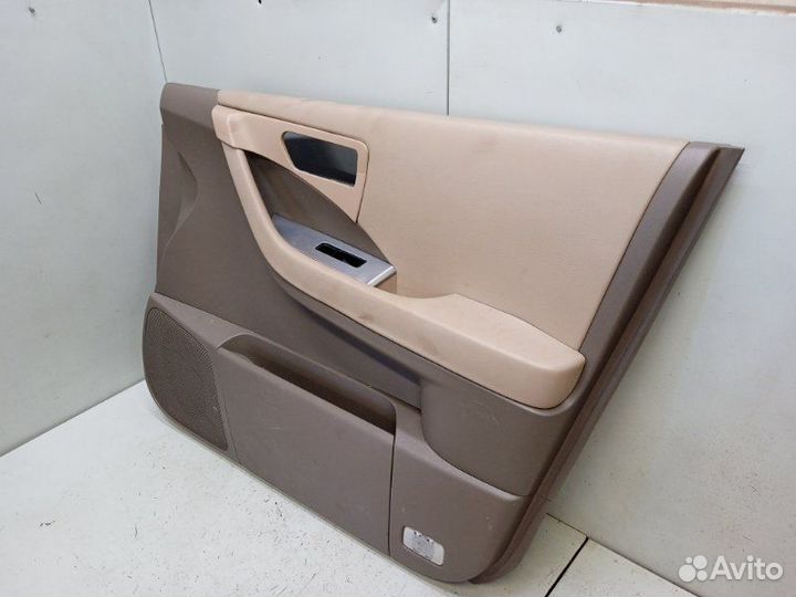 Обшивка двери передняя правая Nissan Murano Z50