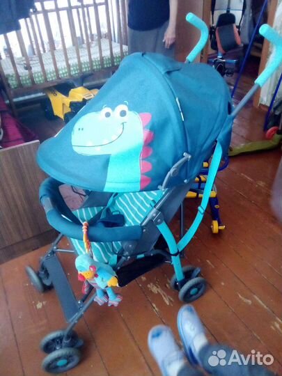 Коляска прогулочная