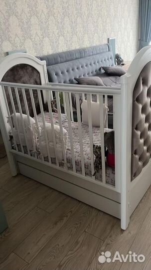 Детская кроватка