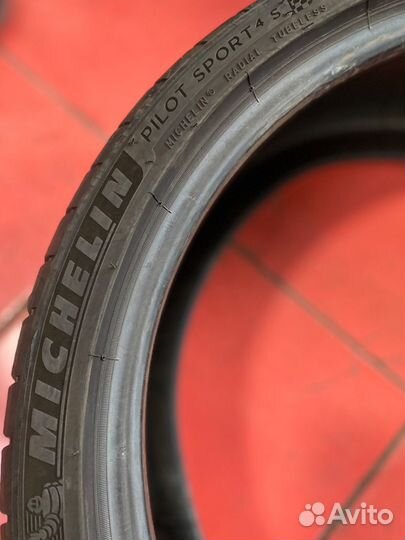 Michelin Pilot Sport 4 S 225/35 R19