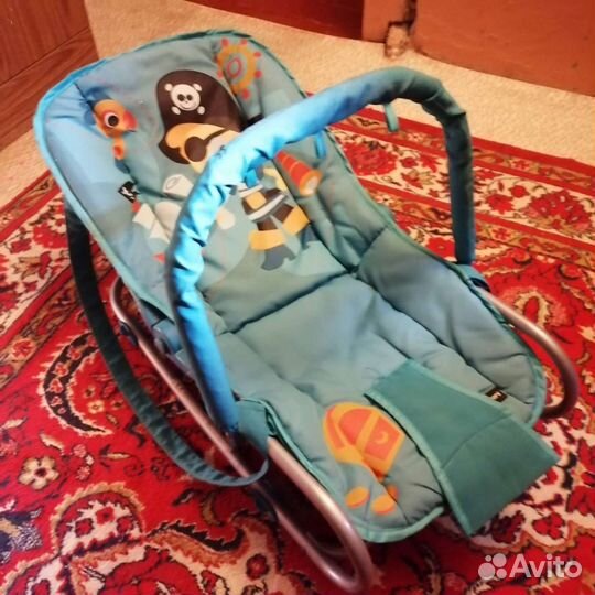 Шезлонг детский