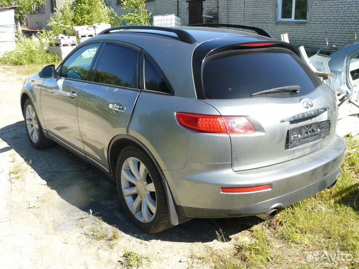 Кузовные запчасти для Infiniti FX35 2003Г