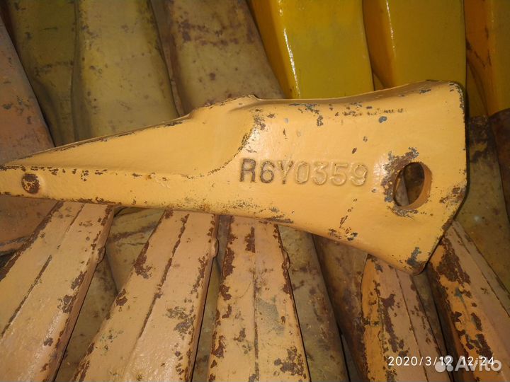 6Y0359 коронка рыхлителя бульдозера CAT D7R D6R